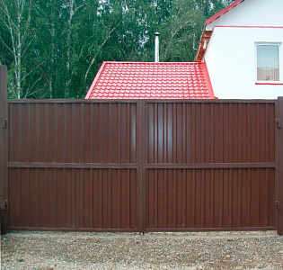 Распашные ворота из профлиста